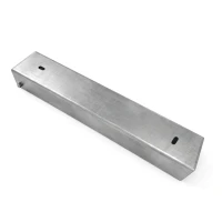 C-profil forbinder beslag til sokkelmur 300x55 galvaniseret