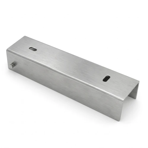 C-profil forbinder beslag til sokkel 200x50 galvaniseret GPV-700-34 (1)