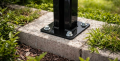 Fundament til hegnsstolpe 60x40 sort RAL 9005 galvaniseret 000-153 (3)